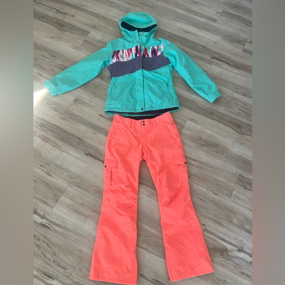 Zumiez Women’s Winter Coat & Snow Pants